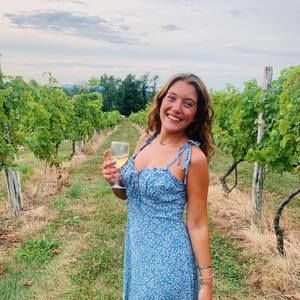 Meet your Posher, Ashley